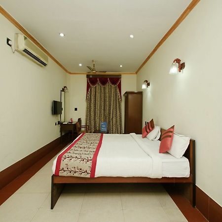 Oyo 5811 Seacom Inn Ymca Esplanade Kalkutta Exterior foto
